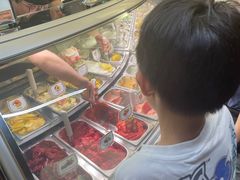 -Gelateria Dondoli