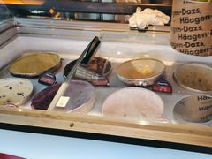 -雍容荟帝王蟹活龙虾展台自助(IFS黑金店)