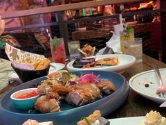 -Famous肥猫墨西哥音乐餐吧(五棵松华熙LIVE店)