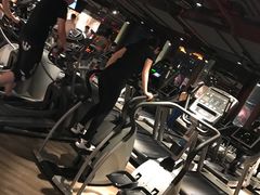 -威尔仕健身会所(古北1699店)