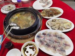 -花苑美食横琴生蚝火锅(拱北粤华路店)
