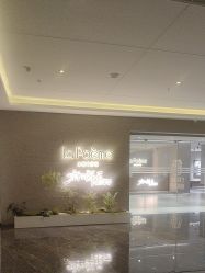 -乐派诗婚纱摄影