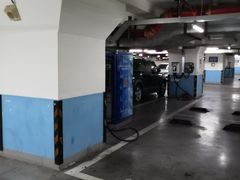 -中山公园-龙之梦停车场