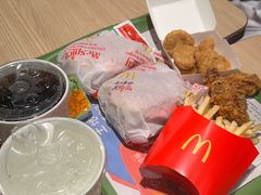 -麦当劳(轻轨曹杨路店)