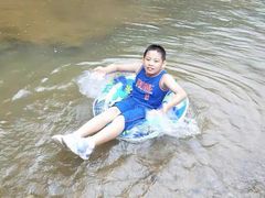 -小伢儿水中体适能俱乐部(中泰店)