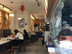 -李与白包子铺(桐梓林店)
