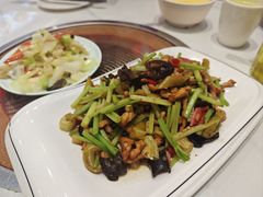 -钟记陕南菜·煎锅鱼(红专南路店)