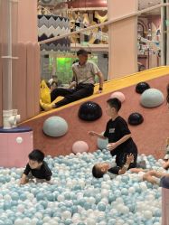 -奈尔宝家庭中心·亲子餐厅(鄞州万达店)