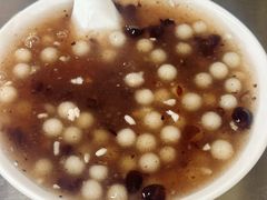 -芳婆糕团店(王府大街店)