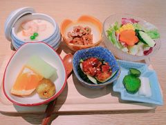 -阿吾罗·月咏精致日料(港汇恒隆广场店)