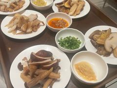 -天宜隆蘑菇宴火锅(石景山旗舰店)