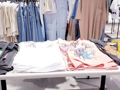 店内环境-ZARA(圆方店)