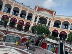 -佛罗伦萨小镇广佛名品奥特莱斯(疏港路店)