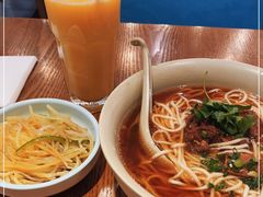 -李先生牛肉面大王(上海站南广场店)