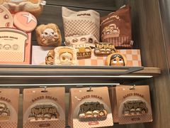 -泡泡玛特POPMART(国金街店)