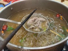 -菌子鲜汤野生菌锅