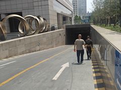 -北京银泰中心-停车场