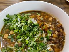 -陇上全荟兰州传统牛肉面(延吉路店)