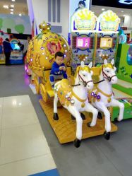 -六月巴士童乐园(抚顺罕王商场店)