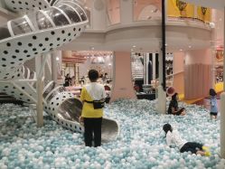 -奈尔宝·儿童乐园·亲子餐厅(鄞州万达店)