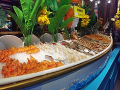 -领鲜活海鲜榴莲自助火锅(东门店)