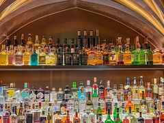 -Mogul Eatery·大亨餐酒馆