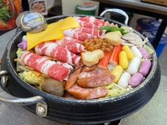 -豚妈妈汤饭·部队锅(南京东路店)