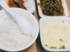 -老乡鸡(西岸凤巢店)
