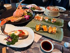 -雍容荟活波龙自助餐(IFS黑金店)