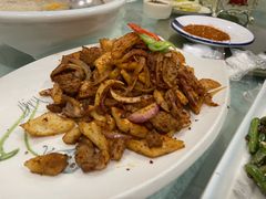 -马尔龙新疆饭店·清真(瑞景店)