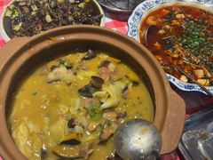 -李双猪·小龙虾·烧烤·羊肉煲(乐山店)