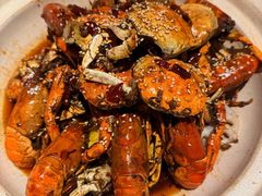-肥肥虾庄·金牌油焖大虾(汉街SKP店)