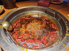 -城墙拐拐火锅(三峡广场黑金冠店)