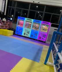 -趣玩空间蹦床乐园(临平旗舰店)