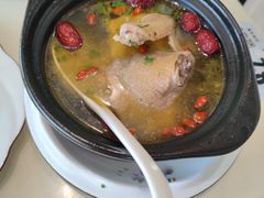 -七的湖·晚芳亭·阳澄湖农家菜·大闸蟹(莲花岛店)