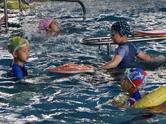 -国羽恒温游泳水疗馆