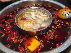 -渝宗老灶火锅(巴国城店)