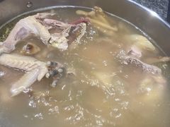 -辉哥火锅(虹桥路店)