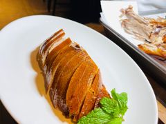 酥香嫩烤鸭-四季民福烤鸭店(外滩外白渡桥店)