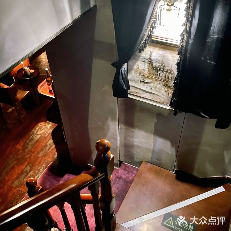 成都探店|快来探寻古堡酒吧的神奇秘密🕍