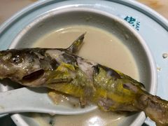 -佬麻雀·新湘菜(珠海金发购物中心店)