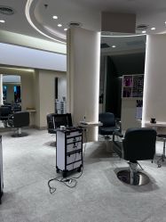 -Mentor Hair Salon