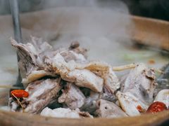 连州果园鸡-威邵鸡煲(西华路总店)