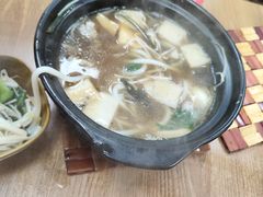 -天瑞福云南过桥米线(十里河店)