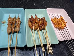 -依呀呀ktv烧烤小串(中山西路店)