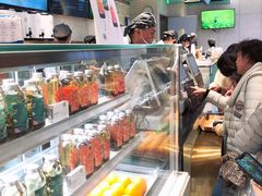 -奈雪的茶(亨特国际广场店)