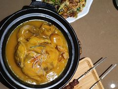 -东口码头·烧鸽子·鱼头泡饼·地方菜(金鹰悦城店)