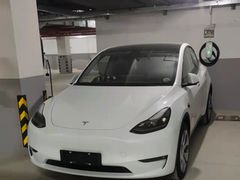 -TESLA 特斯拉(上海太古汇体验店)