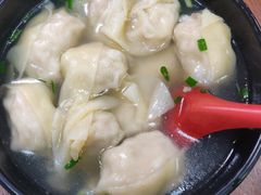 三鲜大馄饨-万寿斋(山阴路店)