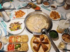 -三个椰子·现砍椰子鸡(金源CBD店)